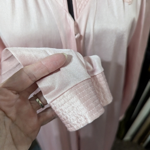 DVF Pink Satin Vintage Maxi Duster Robe Long Sleeve Elegant Lounge Wear - Picture 10 of 10